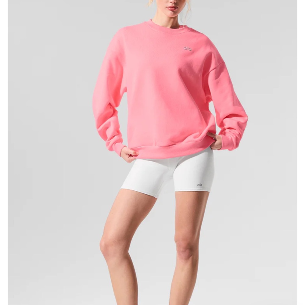 ALO Yoga neon bubblegum
Accolade Sweatshirt